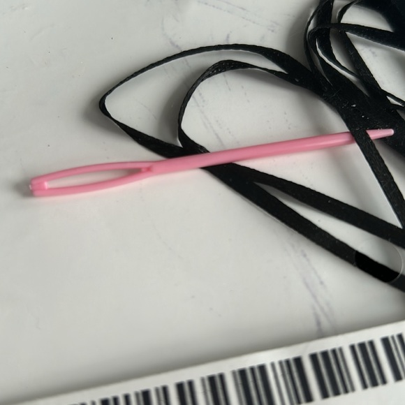 Taylor Swift Party Bundle Includes Wall Tapestry & Party Garland New Product - Picture 8 of 11